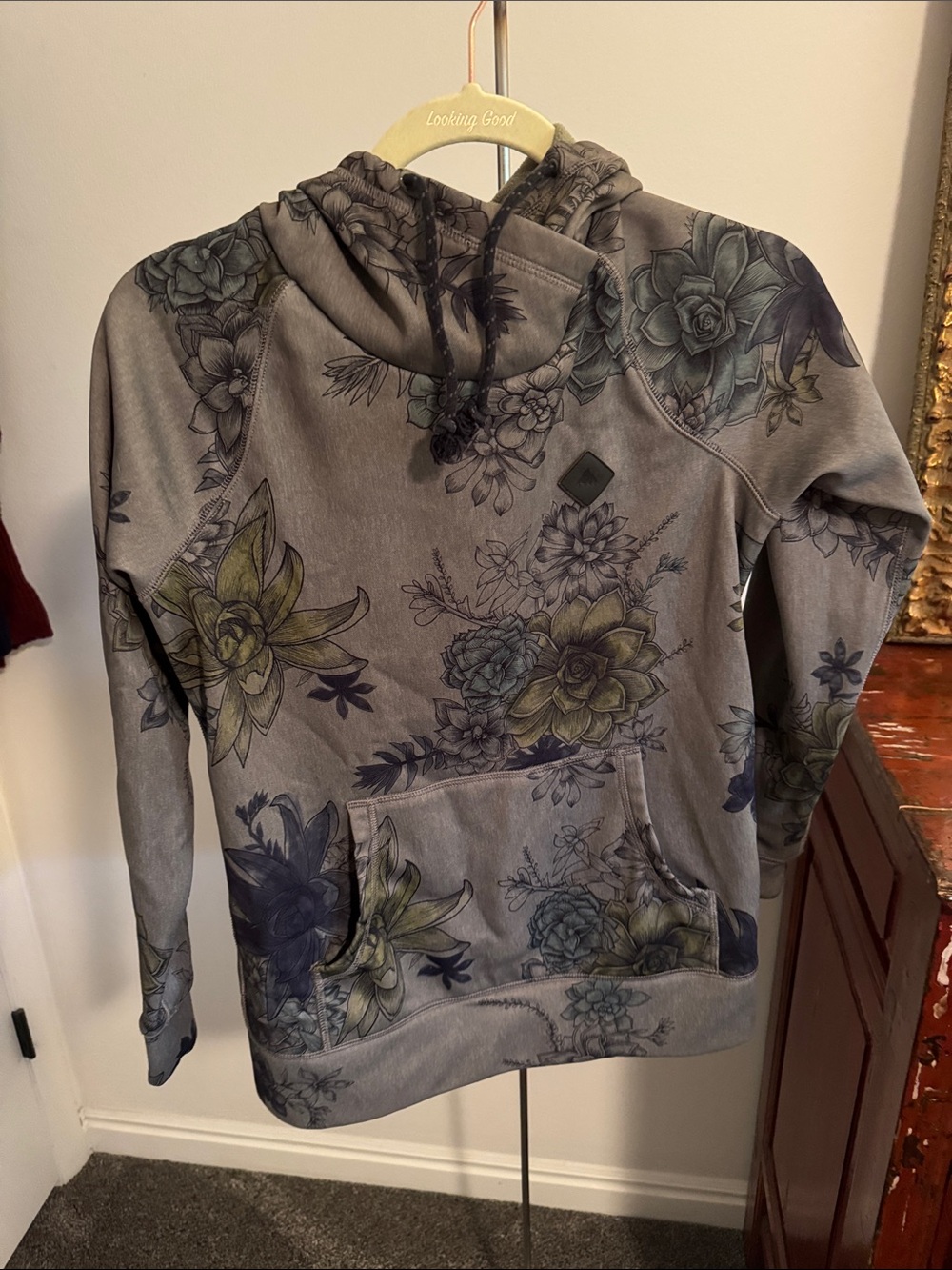 Women’s Burton Hoodie Sweatshirt. Olive Floral Dryride.